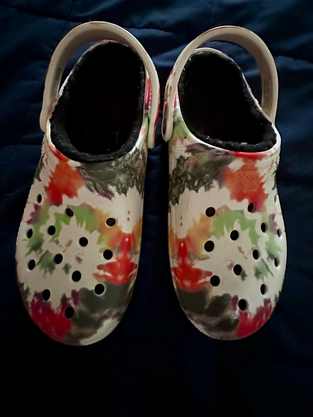 Ladies CrocsTie-Dye lined Foam Clogs — Multicolor
